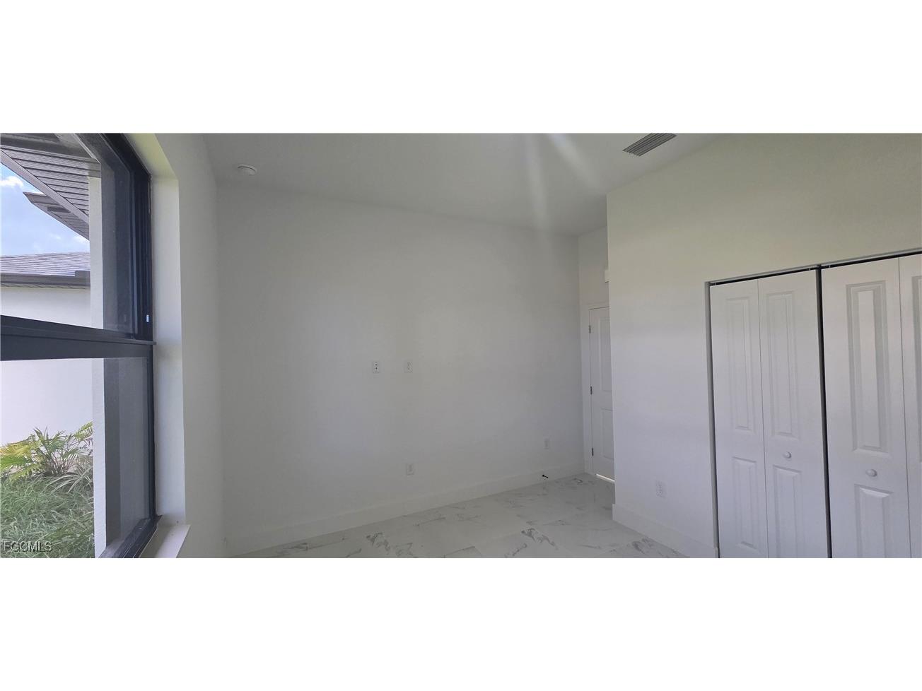 306 NE 10th Terrace Cape Coral FL 33909 2025016855 image17