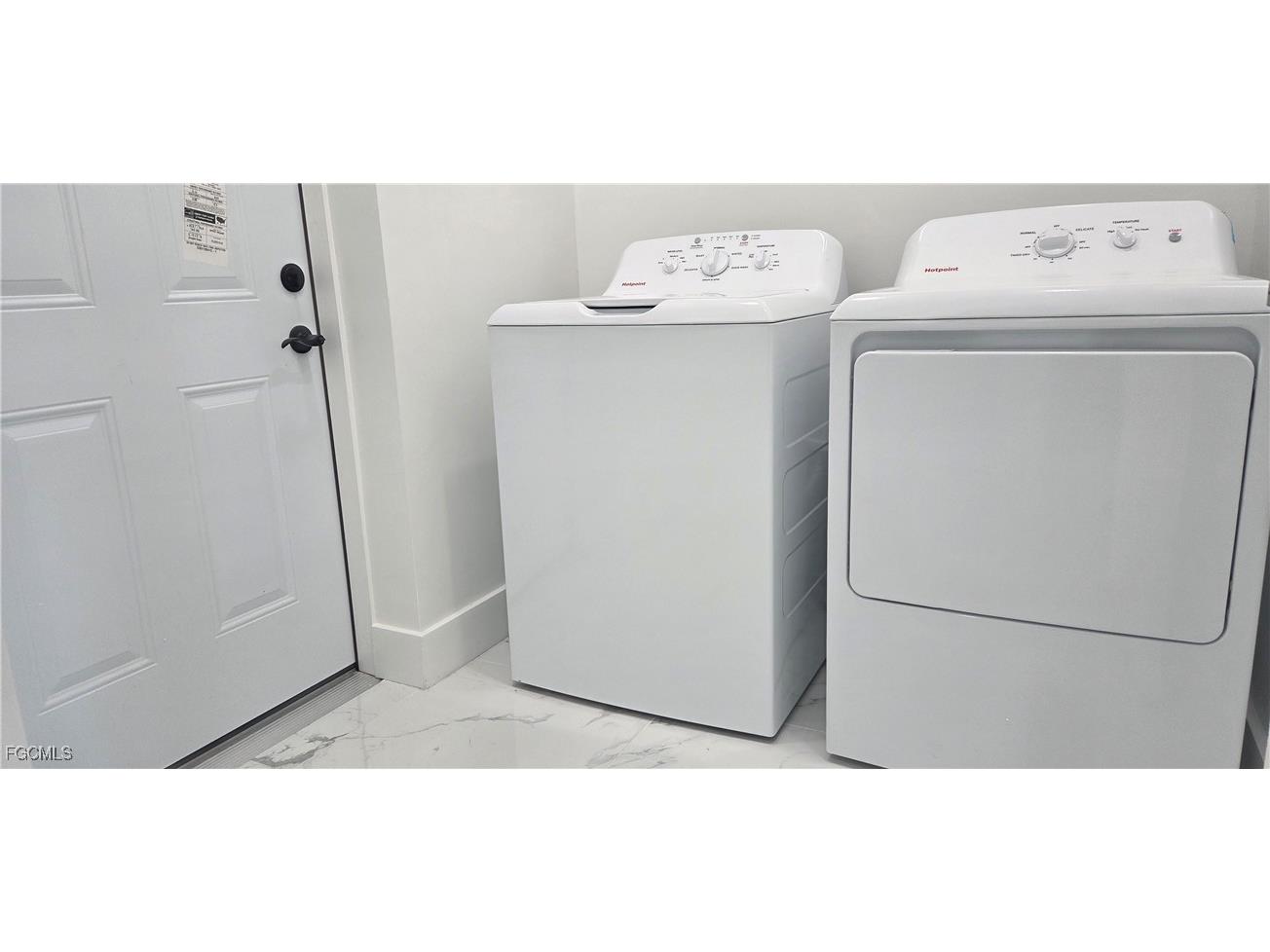 306 NE 10th Terrace Cape Coral FL 33909 2025016855 image22