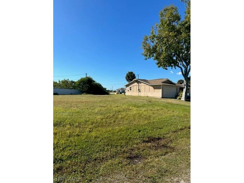306 NE 10th Terrace Cape Coral FL 33909 223082799 image1