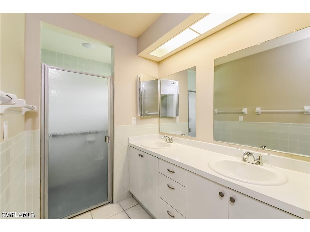 306 NE 17th Place Cape Coral FL 33909 226019637 image8
