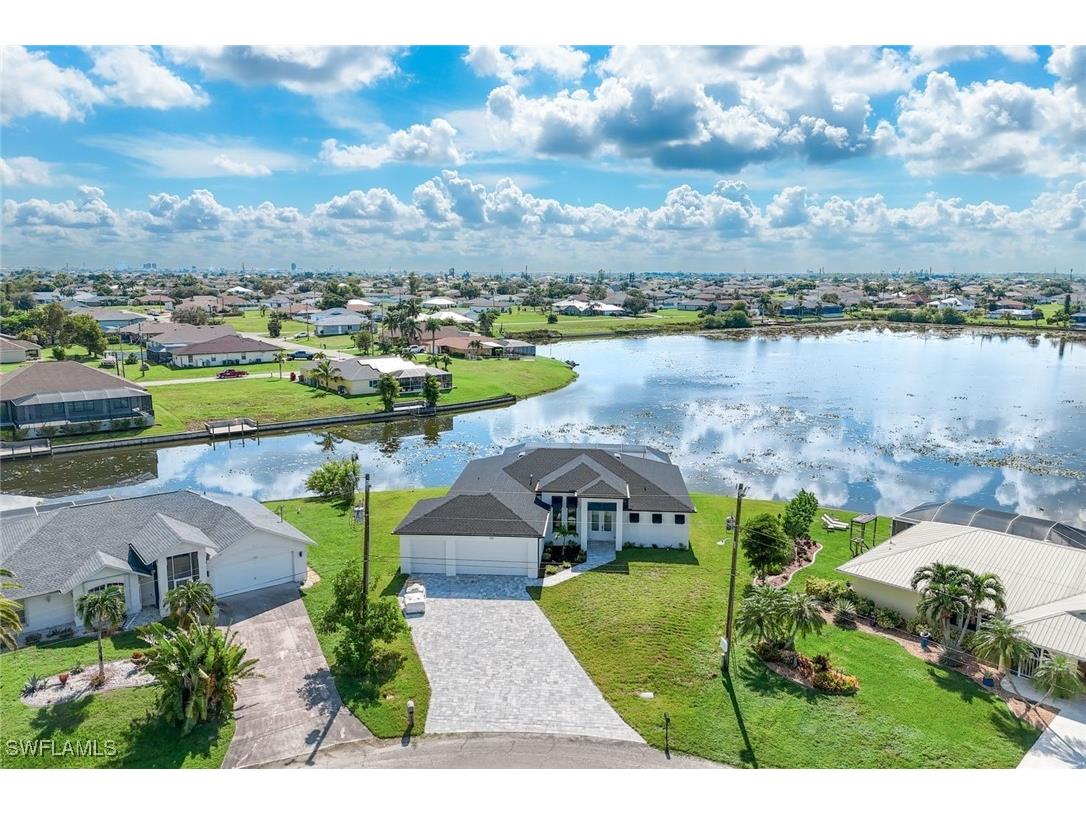 306 NW 13th Street Cape Coral FL 33993 224078602 image1