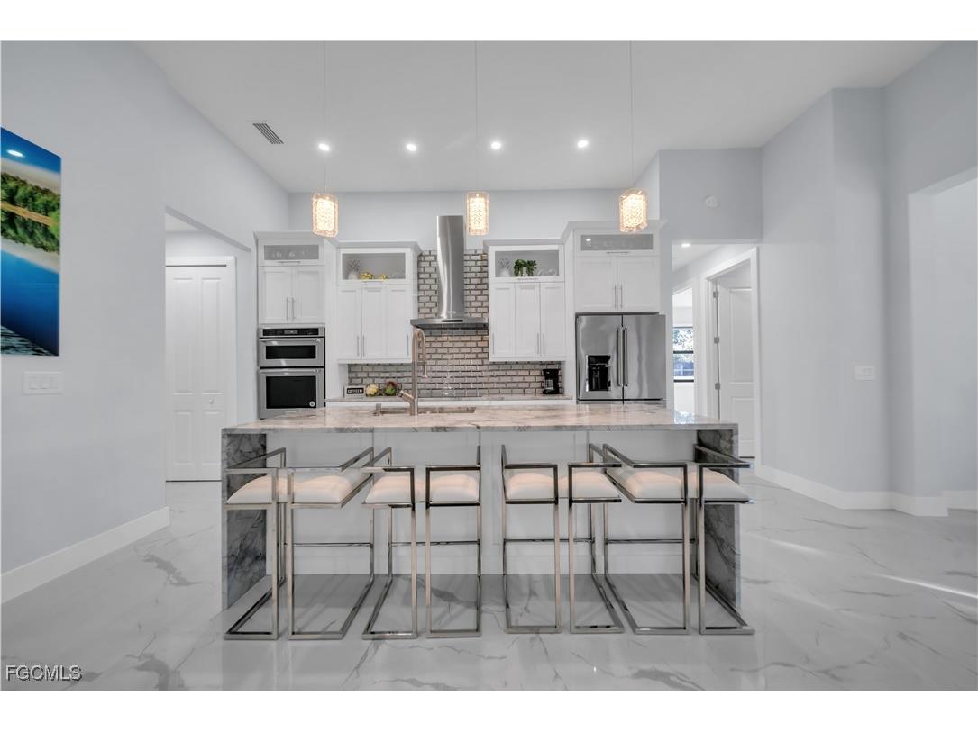 306 NW 3rd Place Cape Coral FL 33993 2025023513 image10