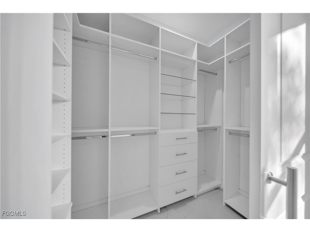 306 NW 3rd Place Cape Coral FL 33993 2025023513 image18