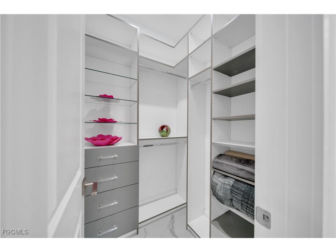 306 NW 3rd Place Cape Coral FL 33993 2025023513 image25