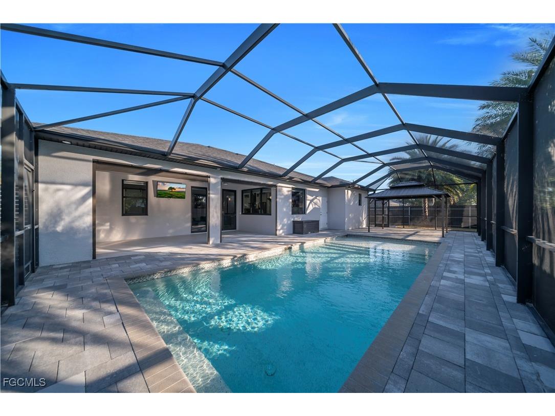 306 NW 3rd Place Cape Coral FL 33993 2025023513 image34