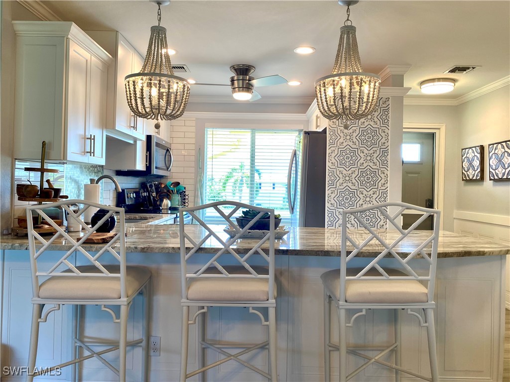 306 Palm Drive #2 Naples FL 34112 225052908 image2