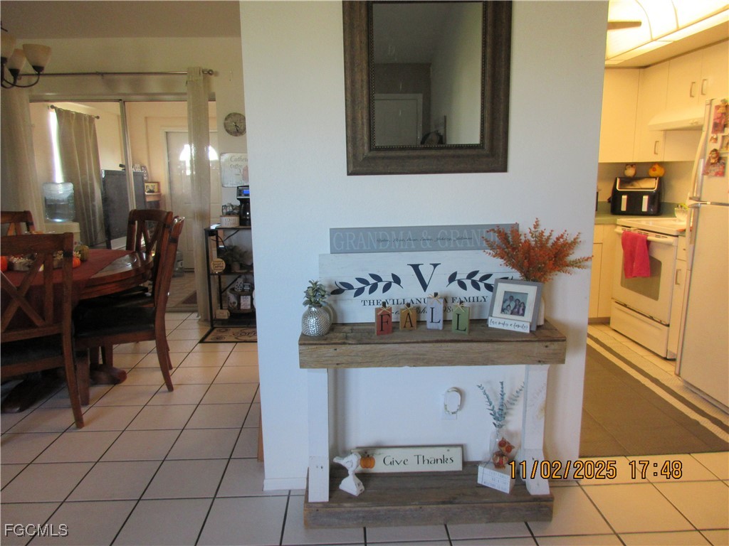 306 SE 2nd Street Cape Coral FL 33990 2025018124 image8