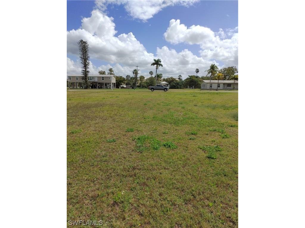 306 Storter Avenue S Everglades City FL 34139 222006571 image1