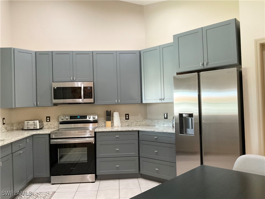 3060 Horizon Lane #1404 Naples FL 34109 225067693 image5