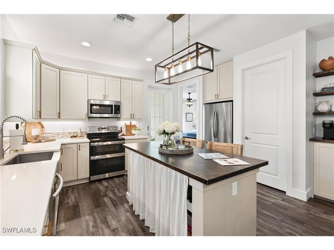 3060 Woodside Avenue Naples FL 34112 225081037 image14