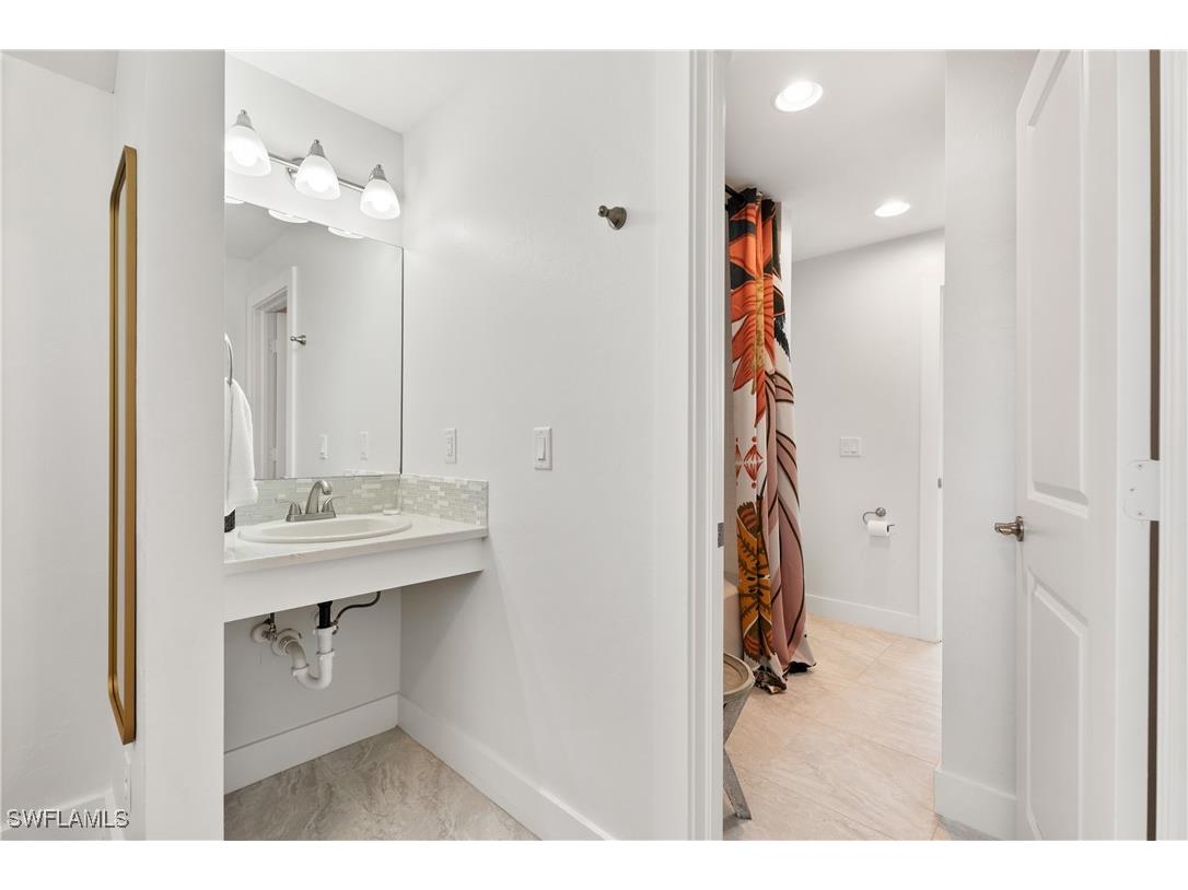 3060 Woodside Avenue Naples FL 34112 225081037 image22