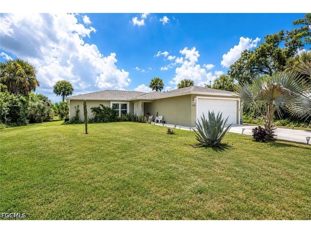 3061 NW Beechwood Circle Labelle FL 33935 2026023572 image1