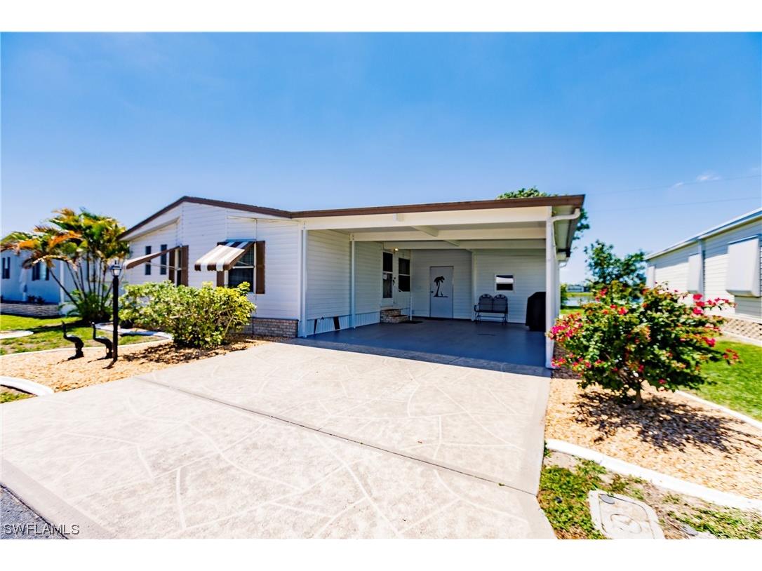 3062 Artesian Lane North Fort Myers FL 33917 223031377 image1