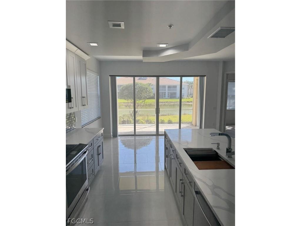 3063 Horizon Lane #1501 Naples FL 34109 2026008676 image4