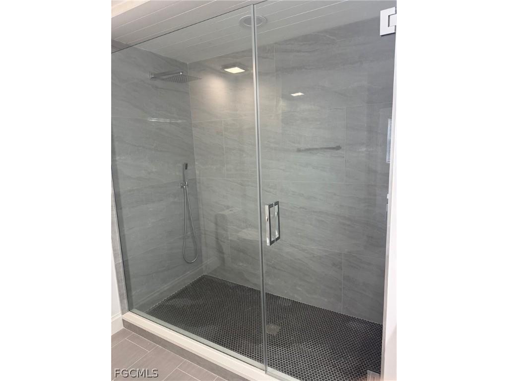 3063 Horizon Lane #1501 Naples FL 34109 2026008676 image8