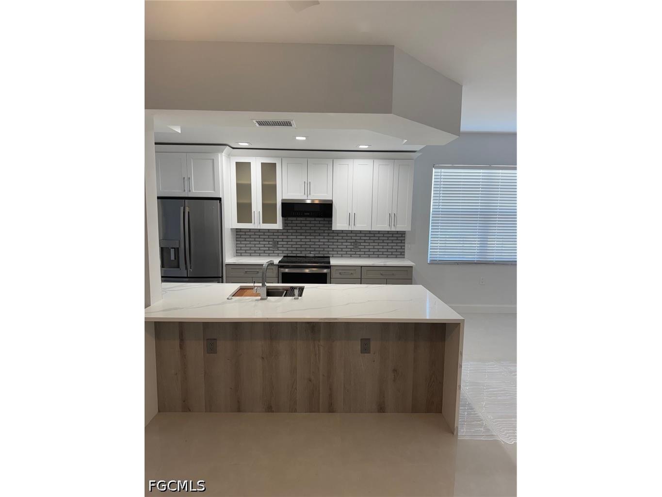 3063 Horizon Lane #1501 Naples FL 34109 2026023328 image3