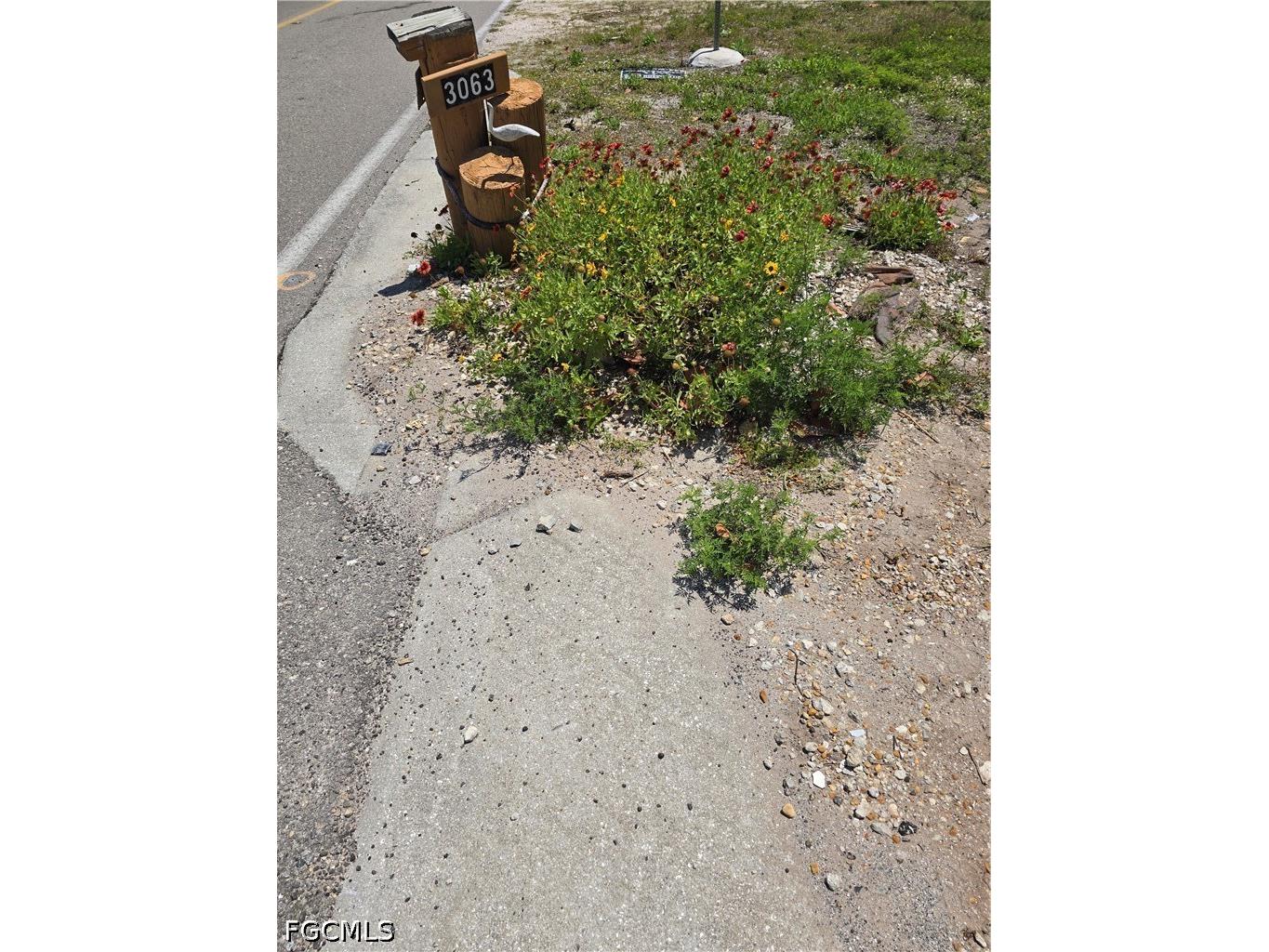 3063 York Road Saint James City FL 33956 2026020403 image9