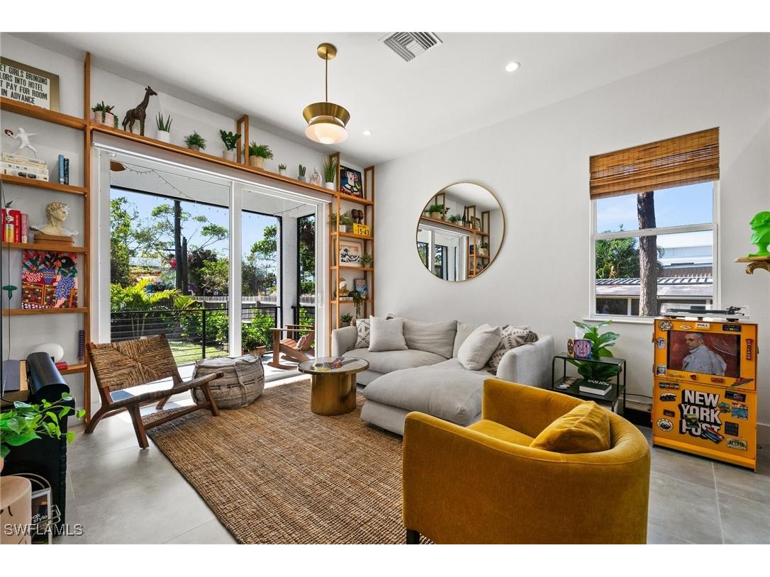 3064 Van Buren Avenue Naples FL 34112 224091627 image1