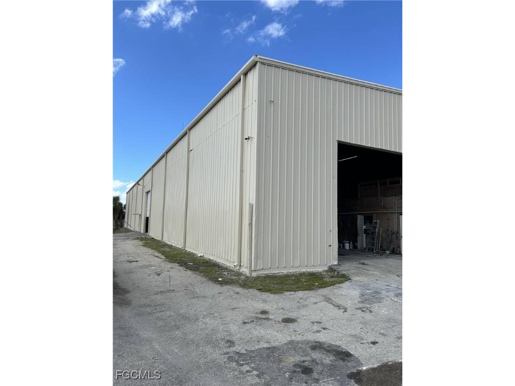 3065 Cranford Avenue Fort Myers FL 33901 2026005390 image8