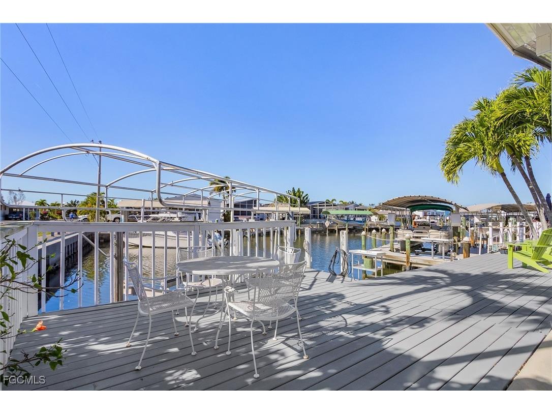 3065 Skipper Lane Saint James City FL 33956 2026001055 image3