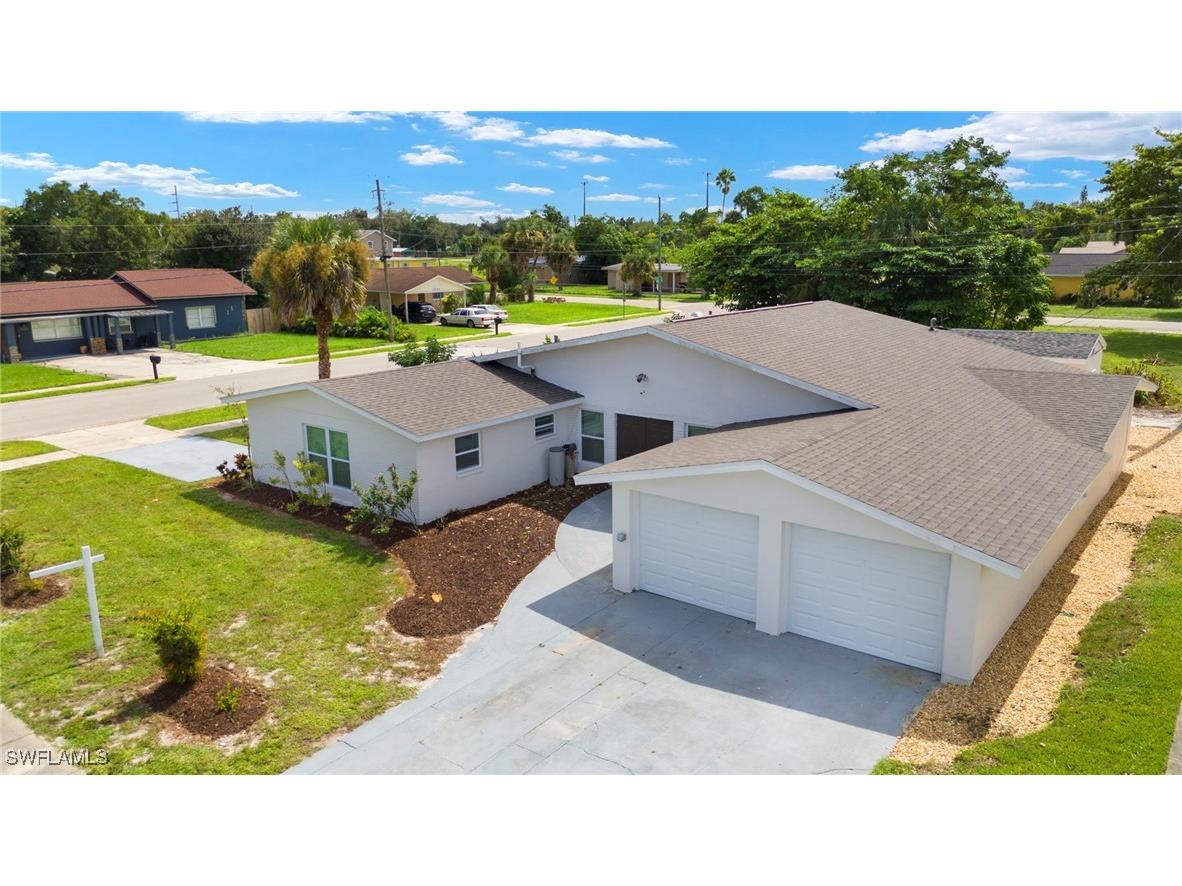 3066 Apache Street Fort Myers FL 33916 224098383 image1