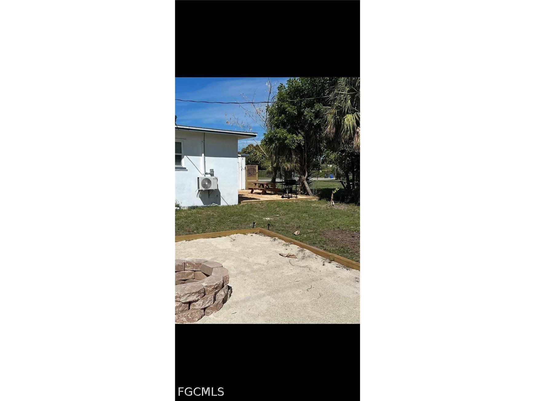 3067 Royal Palm Avenue Fort Myers FL 33901 2026015678 image8