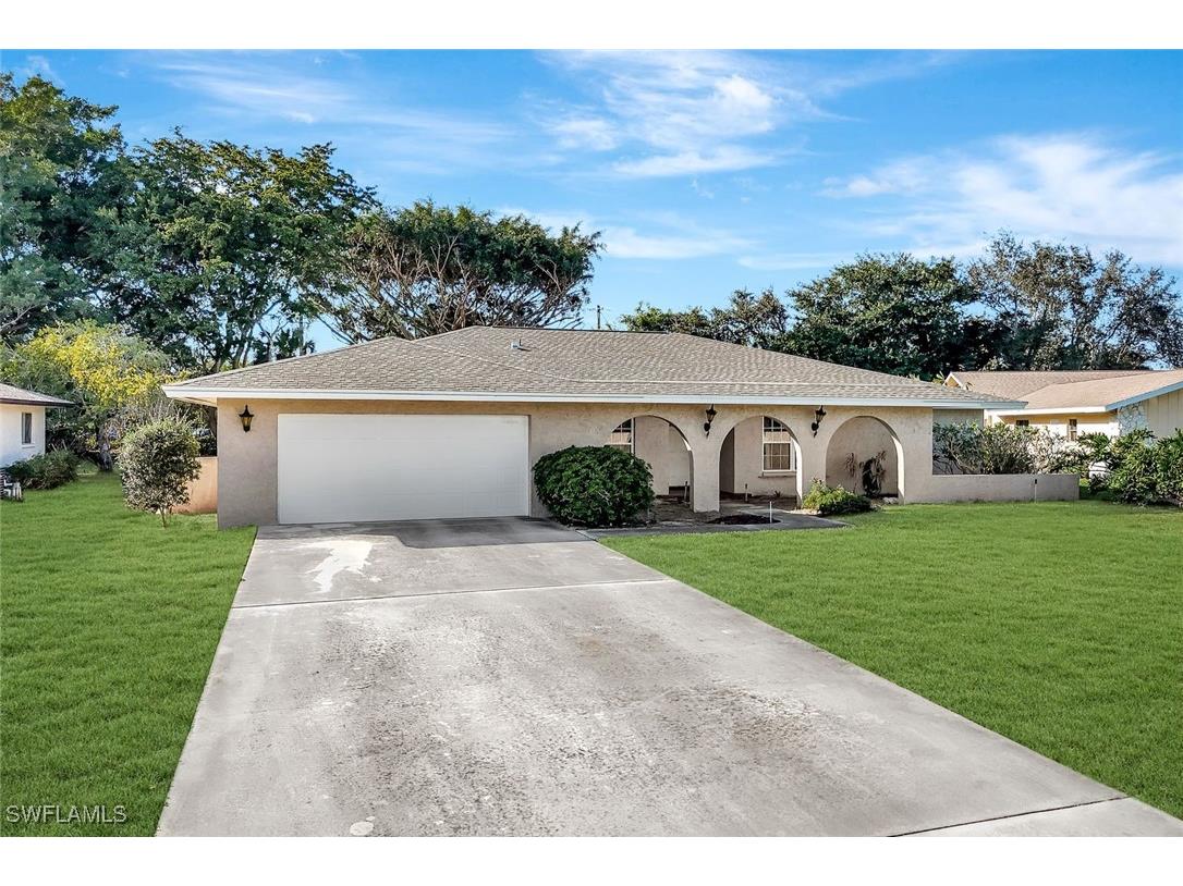 307 Country Club Drive Naples FL 34110 225083556 image16