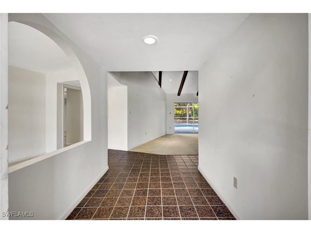 307 Country Club Drive Naples FL 34110 225083556 image17