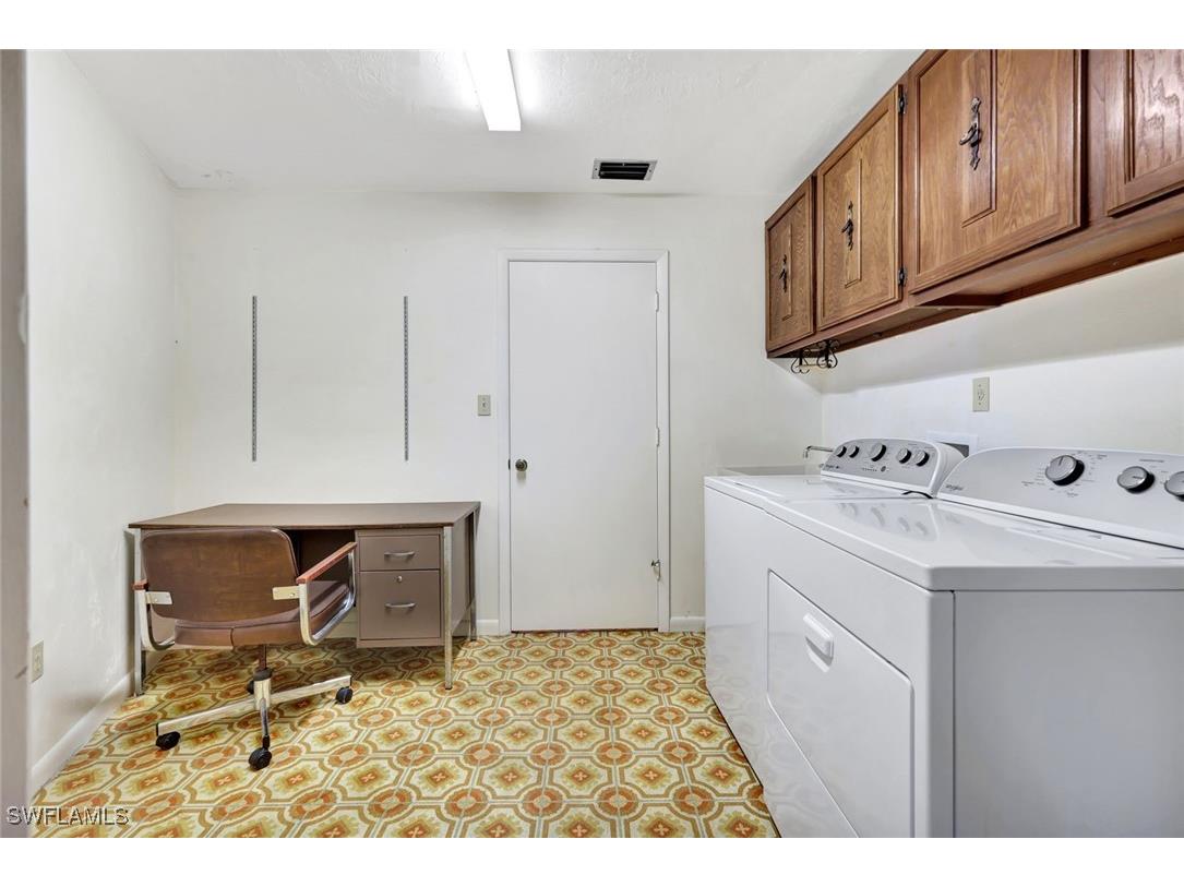 307 Country Club Drive Naples FL 34110 225083556 image36