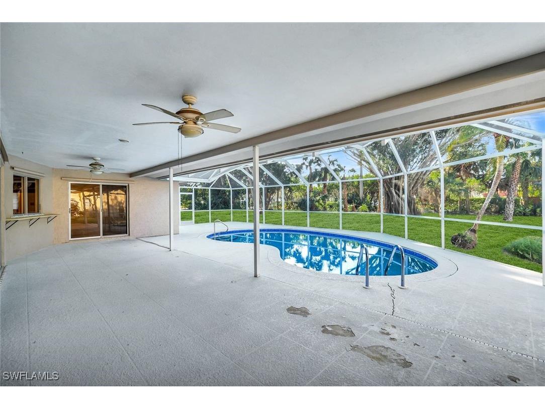 307 Country Club Drive Naples FL 34110 225083556 image39