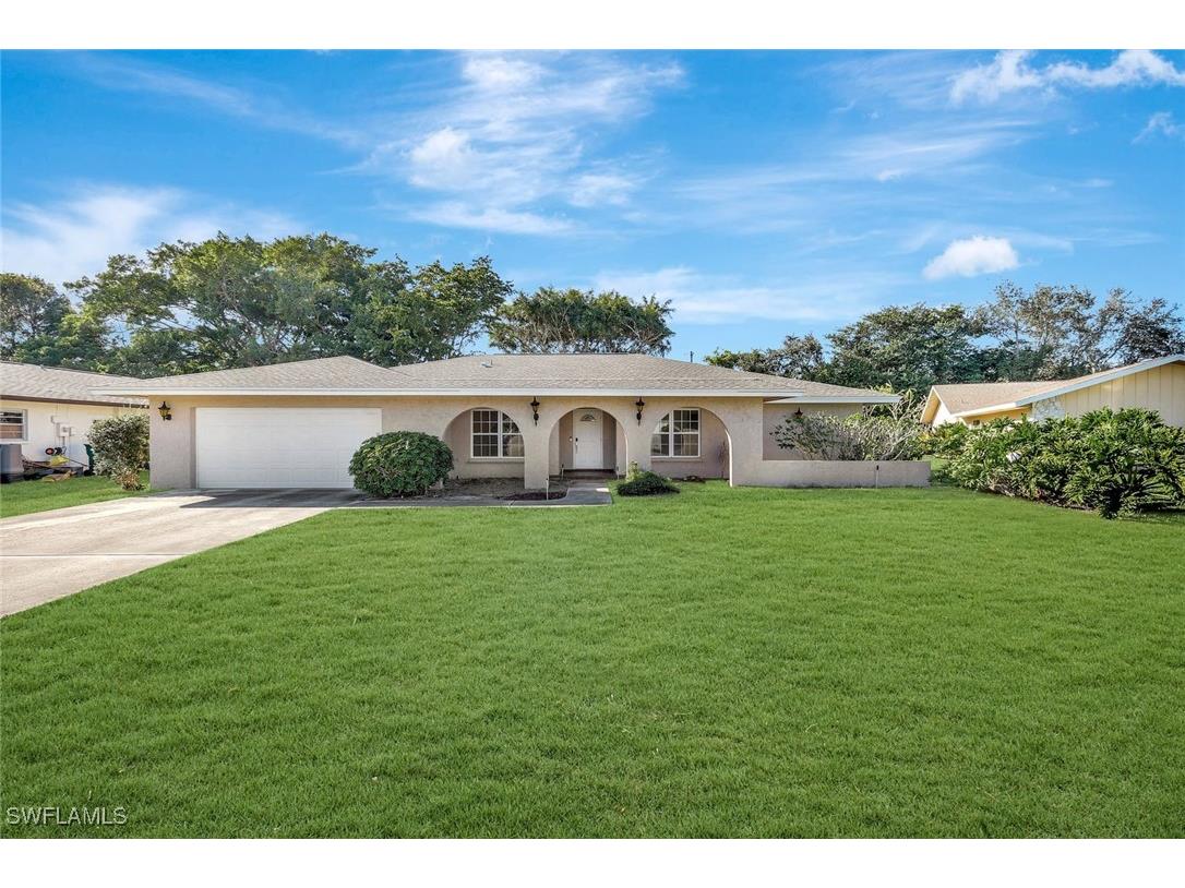 307 Country Club Drive Naples FL 34110 225083556 image7