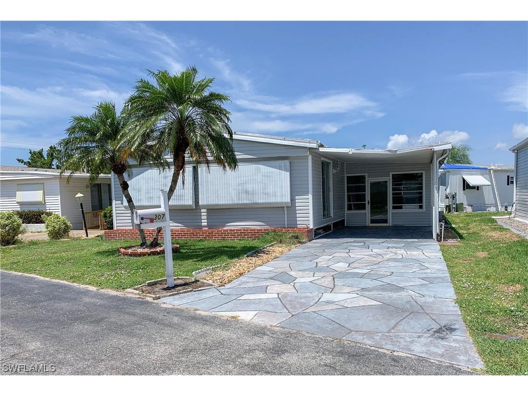 307 Dillard Avenue Fort Myers FL 33908 223043853 image1
