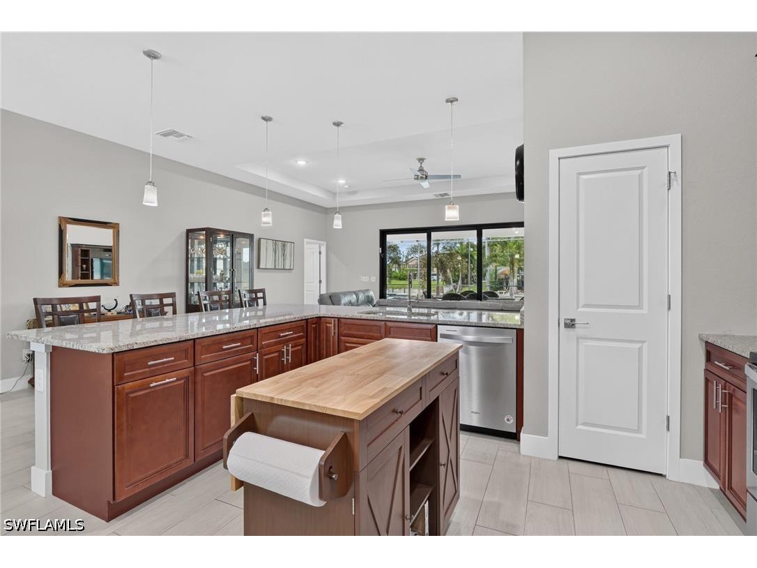 307 Gleason Parkway Cape Coral FL 33914 226024834 image15