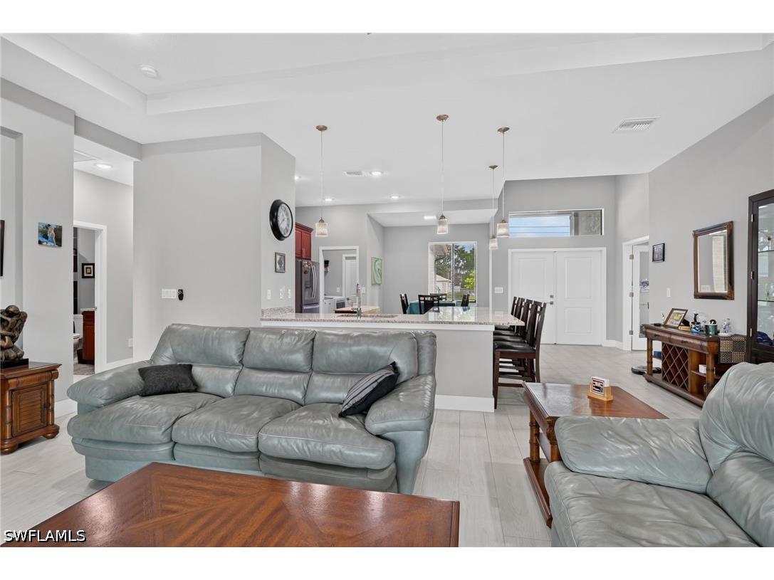 307 Gleason Parkway Cape Coral FL 33914 226024834 image5