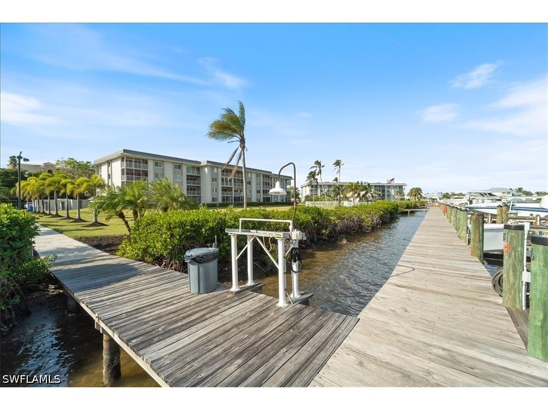 307 Goodlette-Frank Road S #B202 Naples FL 34102 226016499 image11