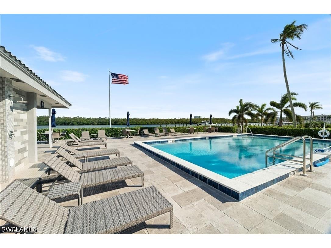 307 Goodlette-Frank Road S #B202 Naples FL 34102 226016499 image4