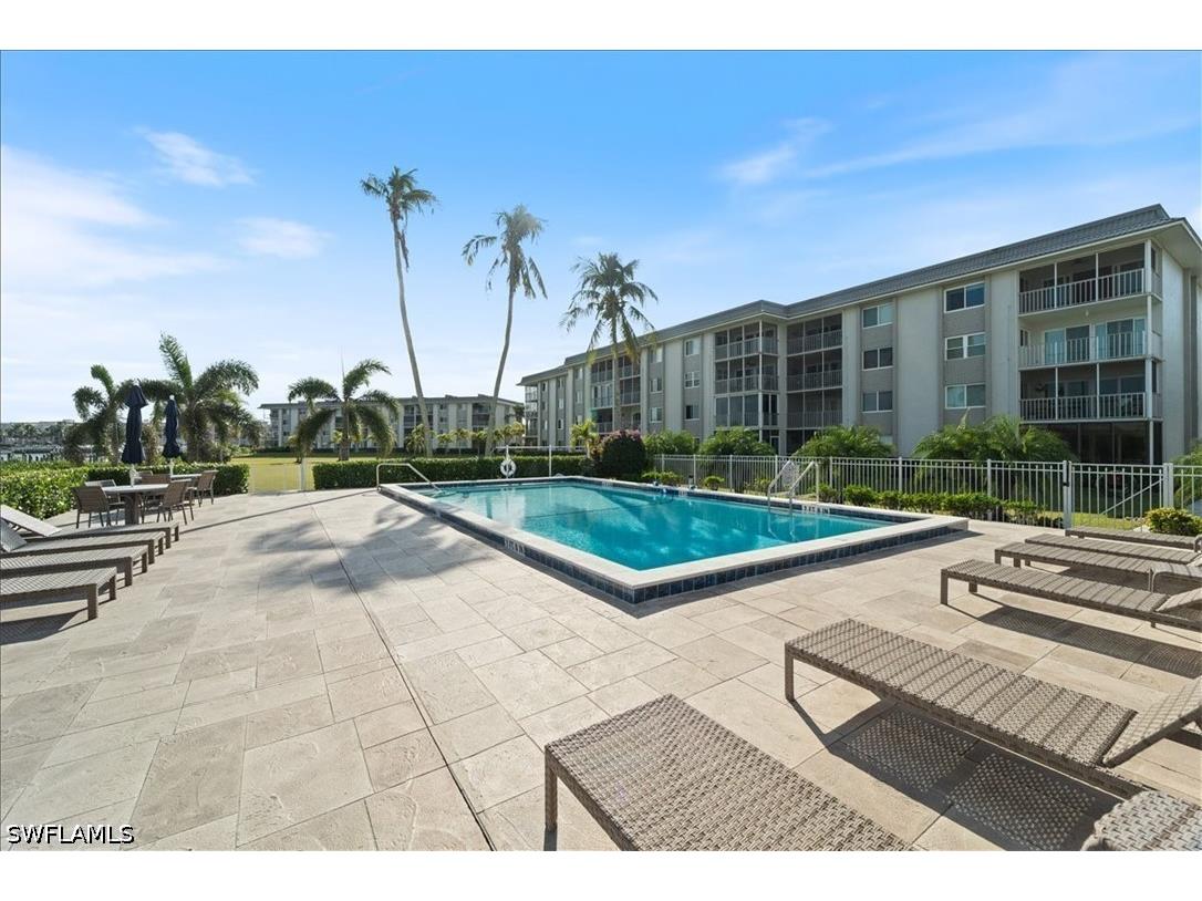 307 Goodlette-Frank Road S #B202 Naples FL 34102 226016499 image8