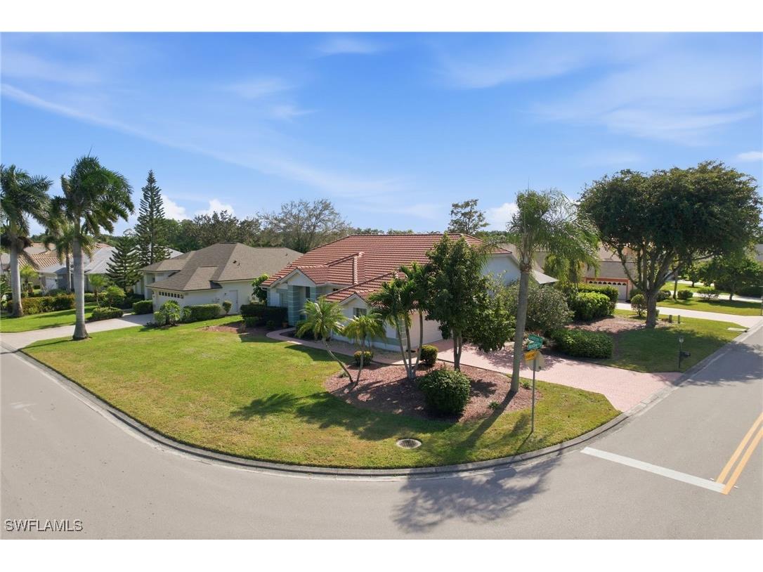 307 Lambton Lane Naples FL 34104 225083989 image39