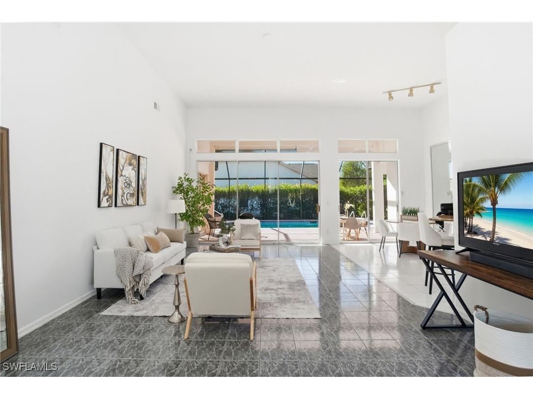 307 Lambton Lane Naples FL 34104 225083989 image7