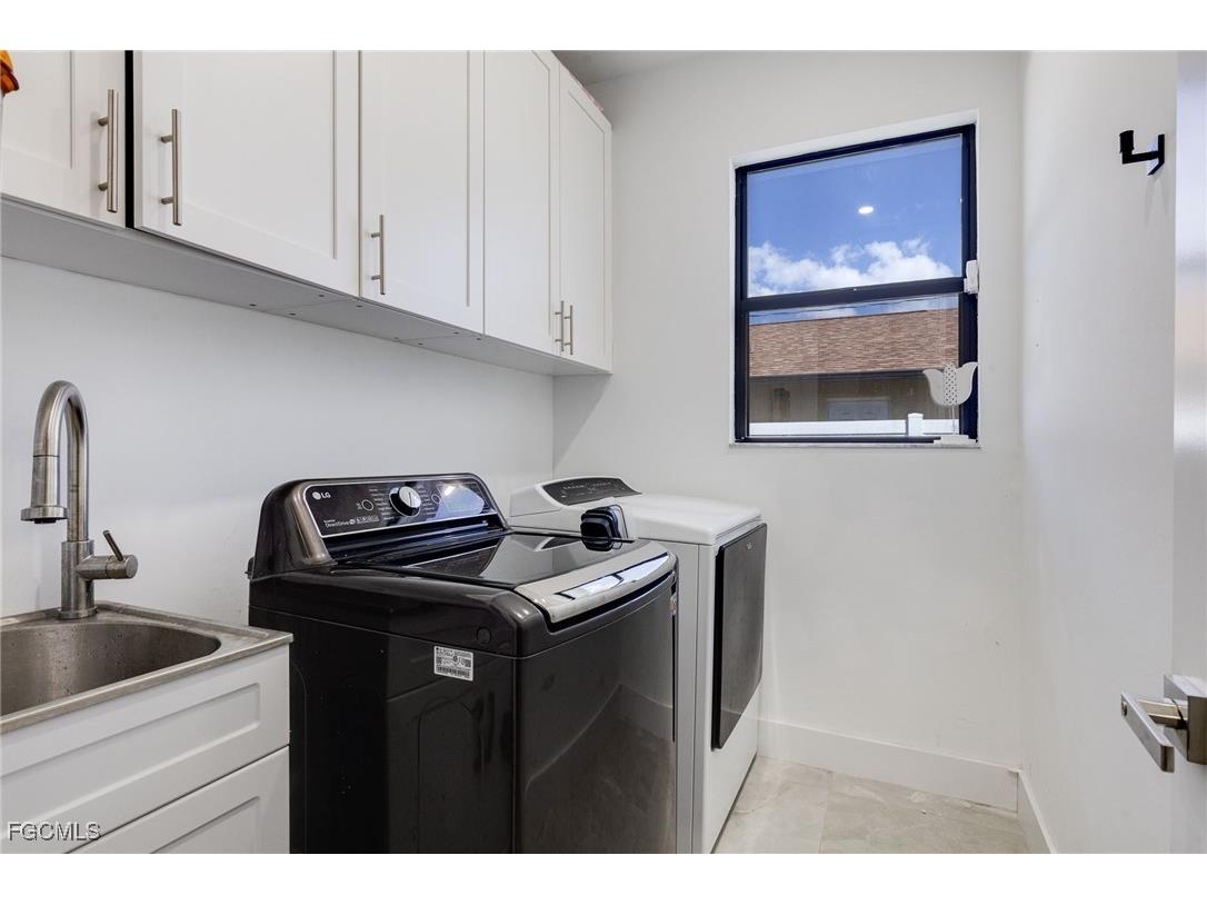 307 NE 6th Terrace Cape Coral FL 33909 2025010922 image19