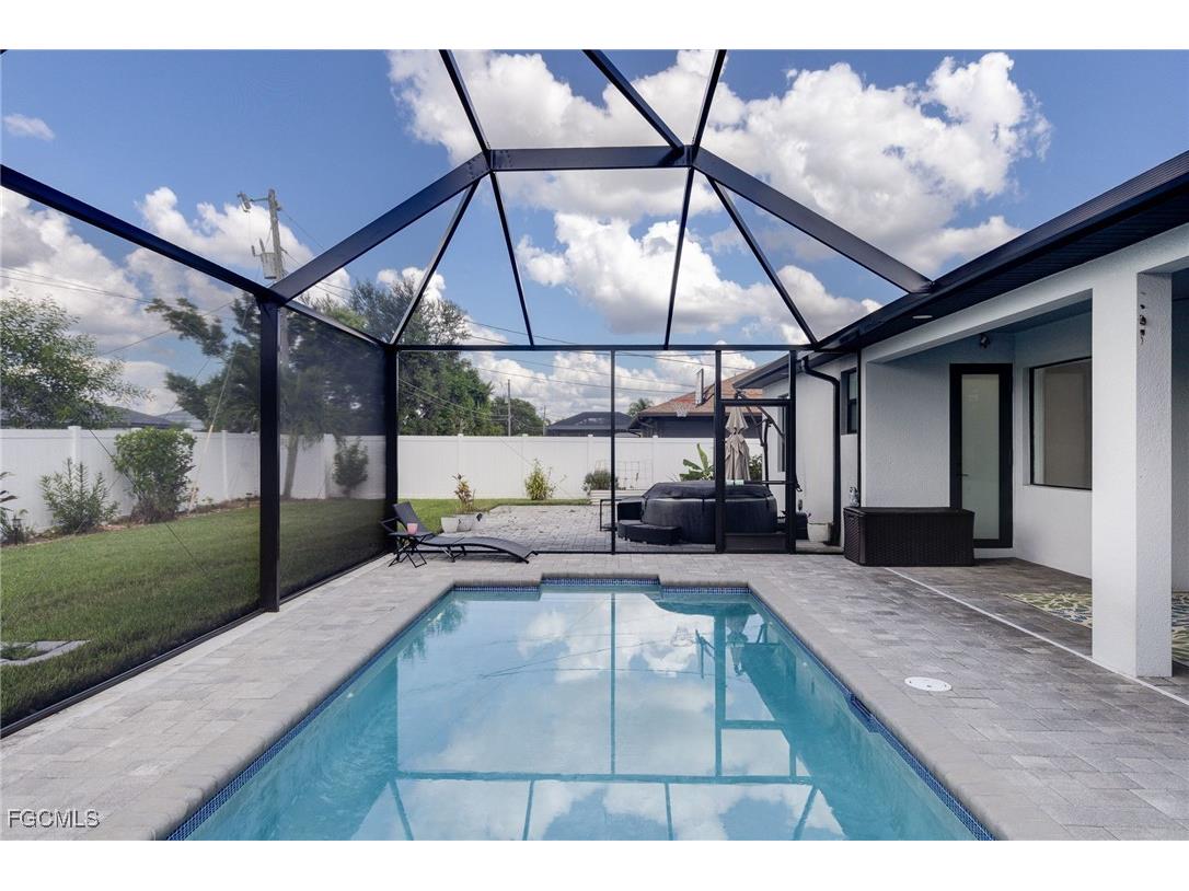 307 NE 6th Terrace Cape Coral FL 33909 2025010922 image25