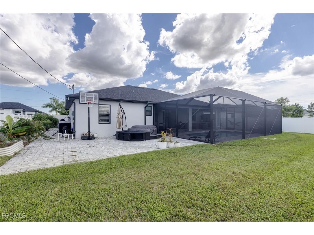 307 NE 6th Terrace Cape Coral FL 33909 2025010922 image37