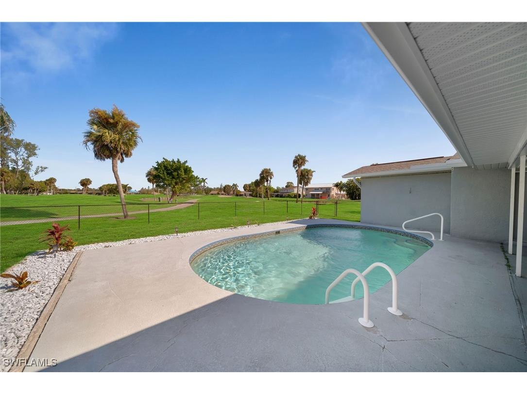 307 SE 10th Terrace Cape Coral FL 33990 224100459 image1