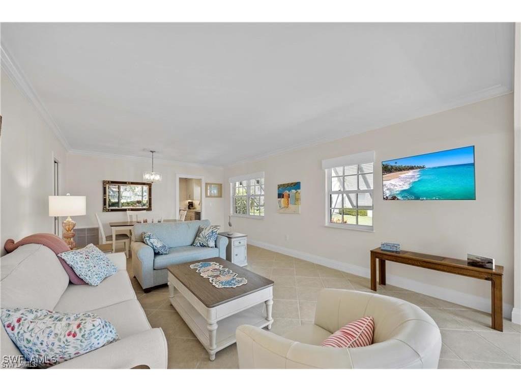 3070 Gulf Shore Boulevard N #103 Naples FL 34103 225080093 image1