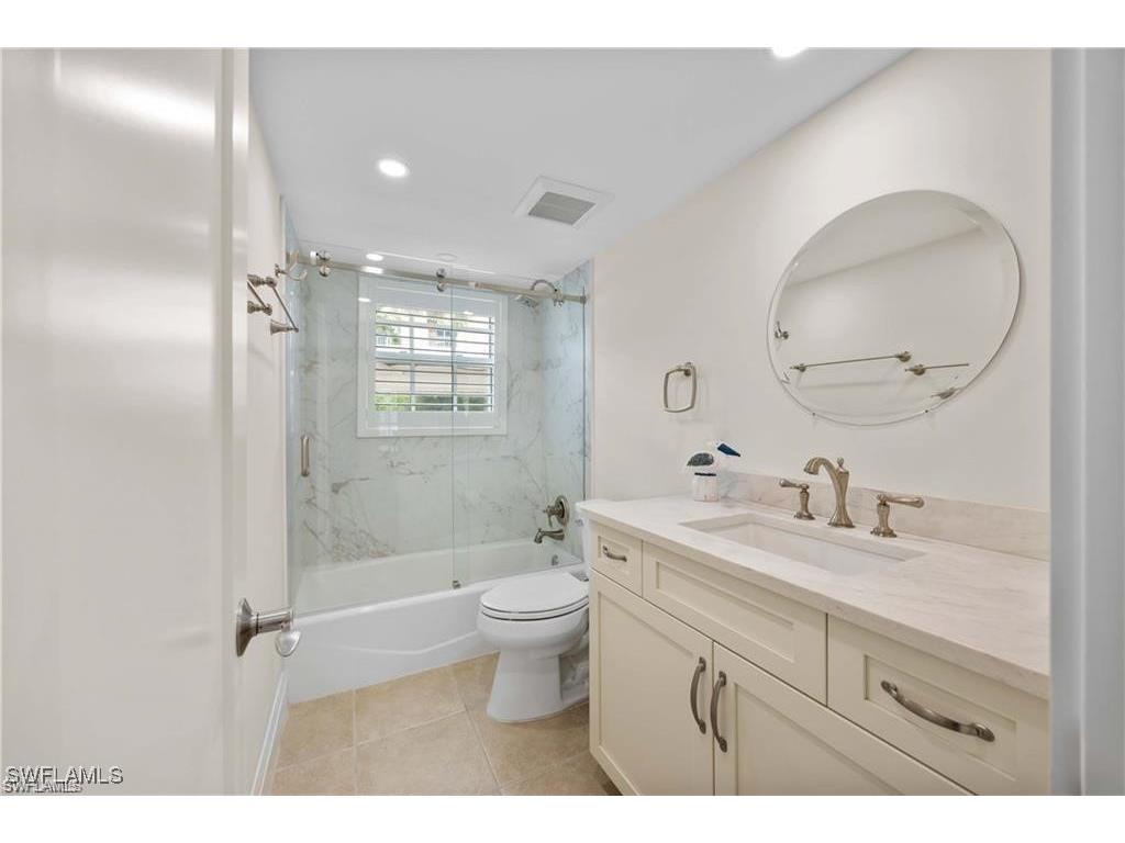 3070 Gulf Shore Boulevard N #103 Naples FL 34103 225080093 image20