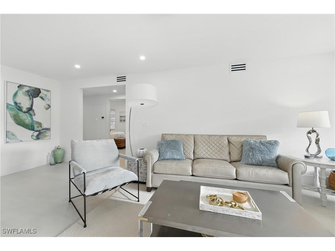 3070 Gulf Shore Boulevard N #107 Naples FL 34103 225079131 image5