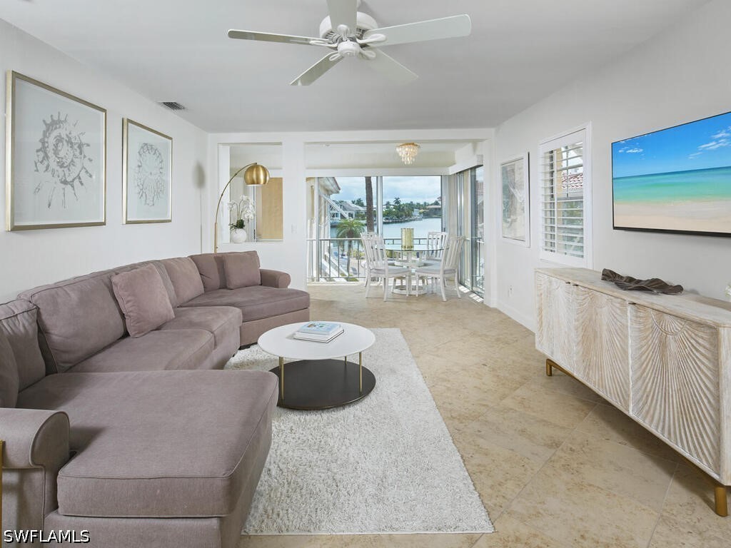3070 Gulf Shore Boulevard N #209 Naples FL 34103 226015229 image4