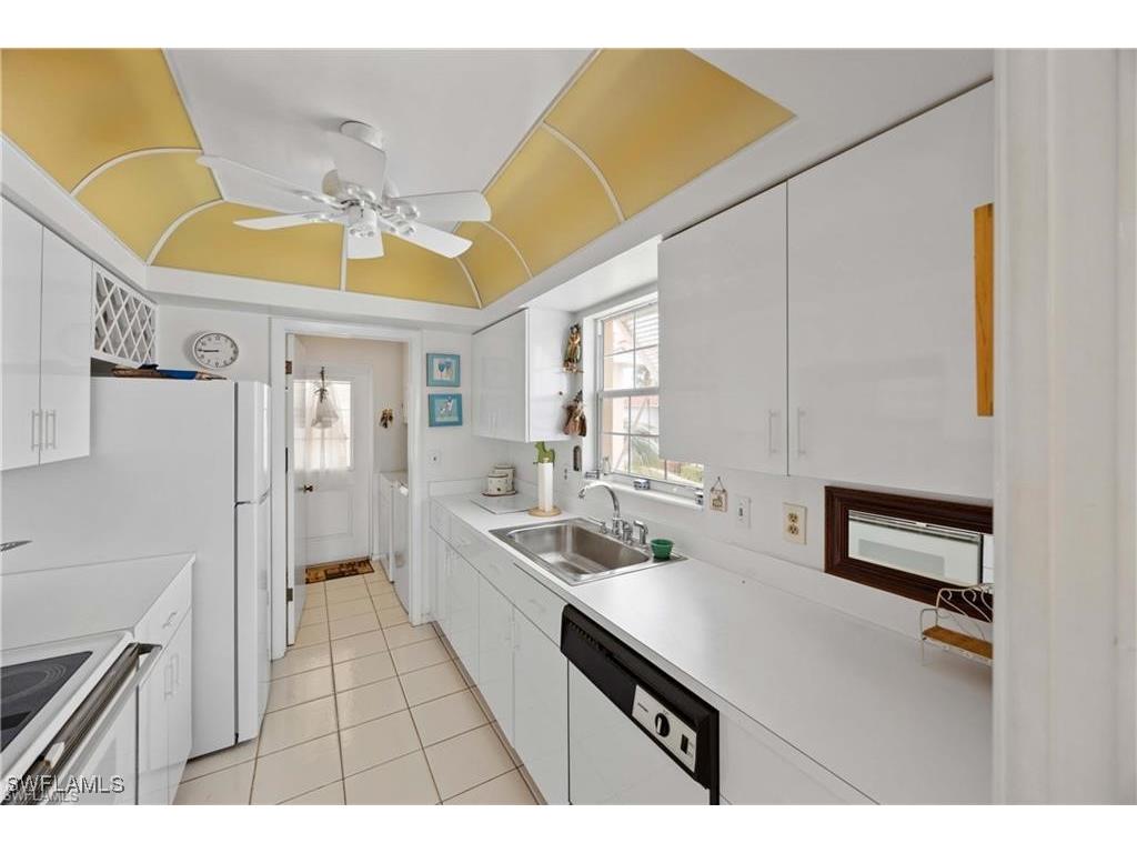 3070 Gulf Shore Boulevard N #A201 Naples FL 34103 225082512 image28