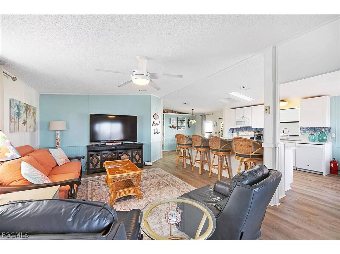 3070 Harpoon Lane Saint James City FL 33956 2026010379 image11