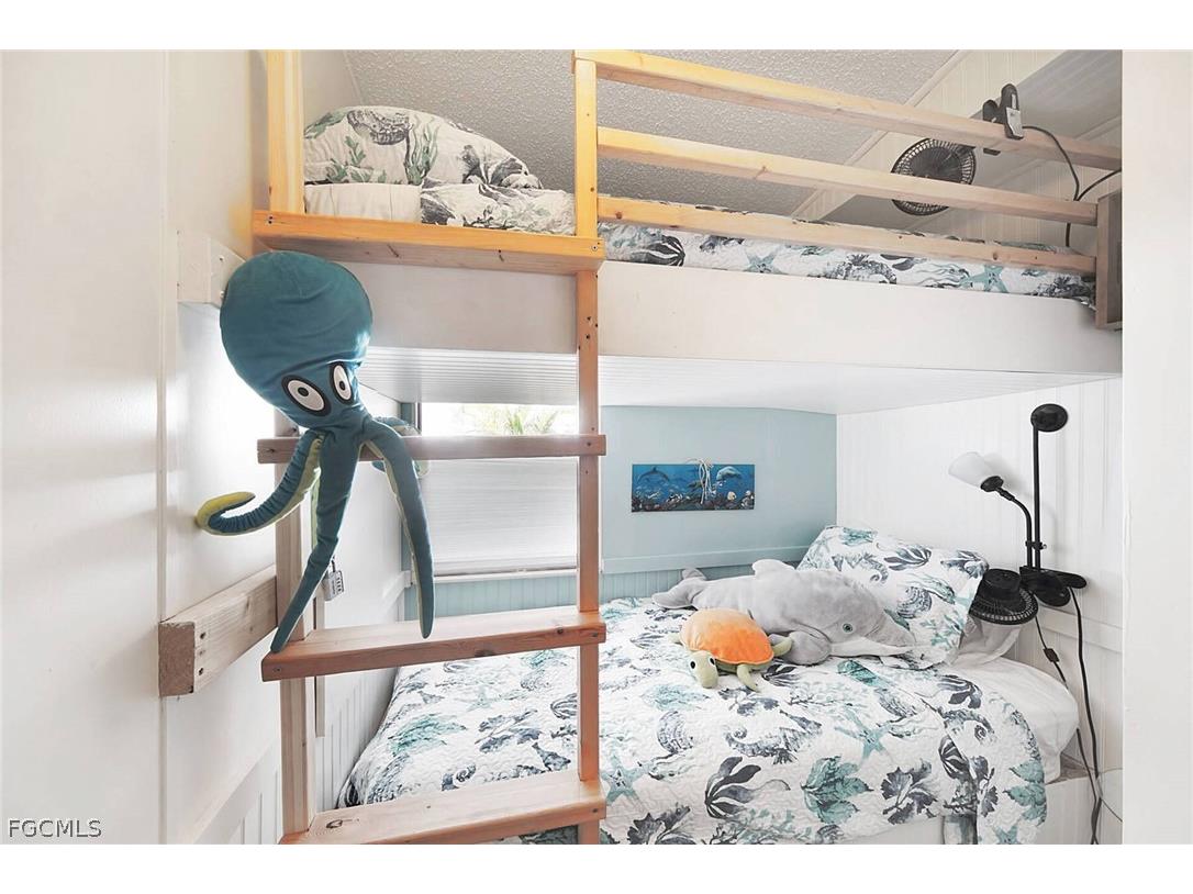 3070 Harpoon Lane Saint James City FL 33956 2026010379 image17